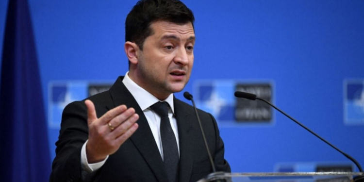 युक्रेनका राष्ट्रपतिले भने- ‘एक इन्च भूमि पनि