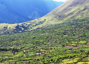 पर्यटकीय सम्भावना बोकेको बागलुङको निसेलढोर अन्धकारमा