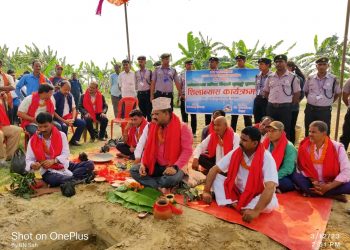 नगरप्रमुख शम्भू शाह द्वारा झूलेंगे पूल को शिलान्यास